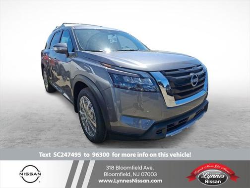 2025 Nissan Pathfinder Platinum 4WD