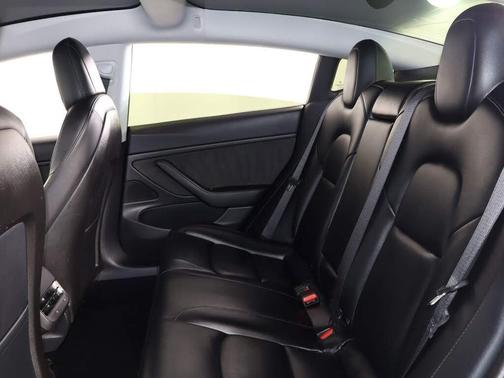 2018 Tesla Model 3 Performance