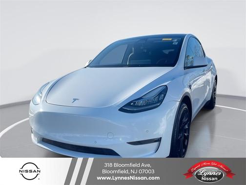 2022 Tesla Model Y Long Range Dual Motor All-Wheel Drive