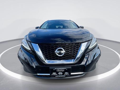 Magnetic Black Pearl 2019 Nissan Murano Platinum