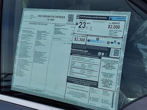 2025 Nissan Pathfinder SL 4WD