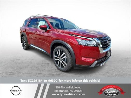 2025 Nissan Pathfinder Platinum 4WD
