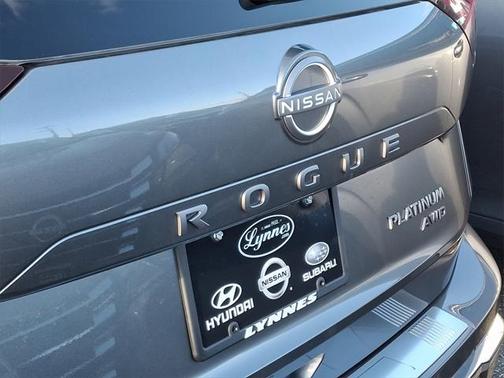 2025 Nissan Rogue Platinum