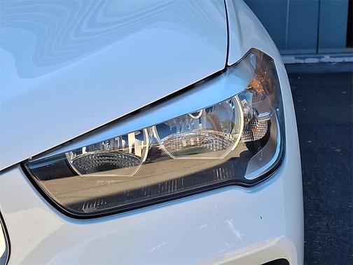 2022 BMW X1 xDrive28i