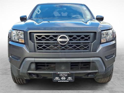 2022 Nissan Frontier S