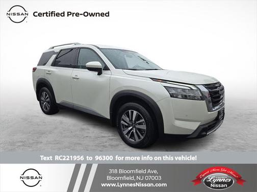2024 Nissan Pathfinder SL 4WD