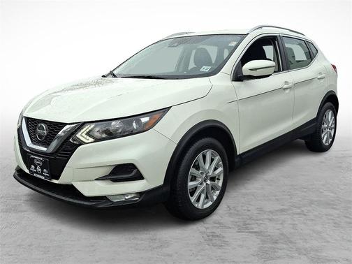 2022 Nissan Rogue Sport SV