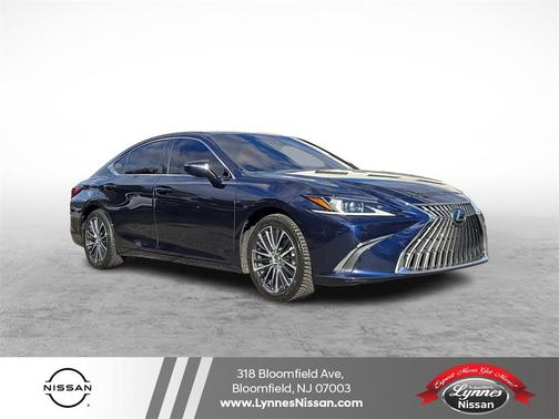 2022 Lexus ES 350 Base