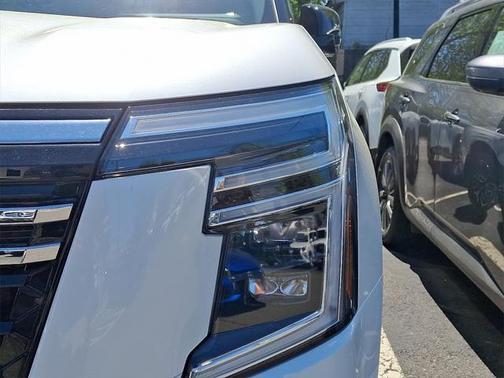 2025 Nissan Armada SL 4WD
