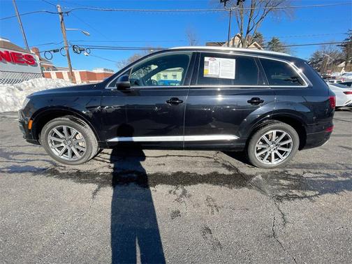 2019 Audi Q7 55 Premium Plus