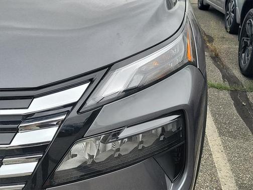 2025 Nissan Rogue S
