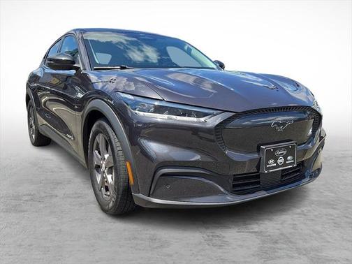 2022 Ford Mustang Mach-E Select