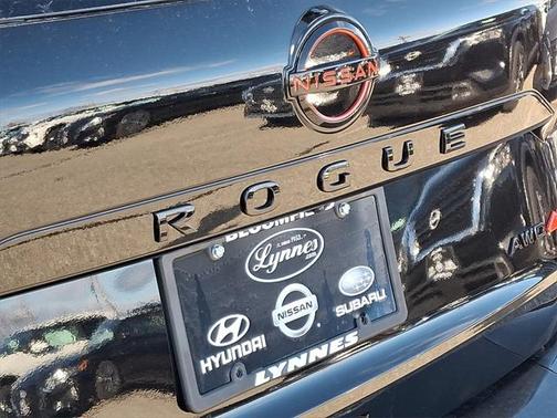 2025 Nissan Rogue Rock Creek