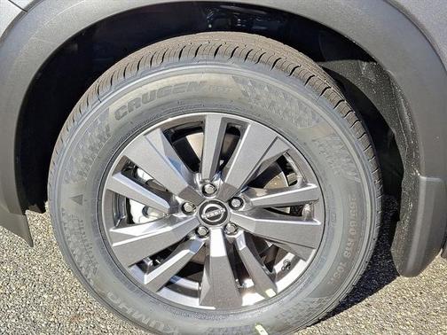 2025 Nissan Pathfinder SV 4WD