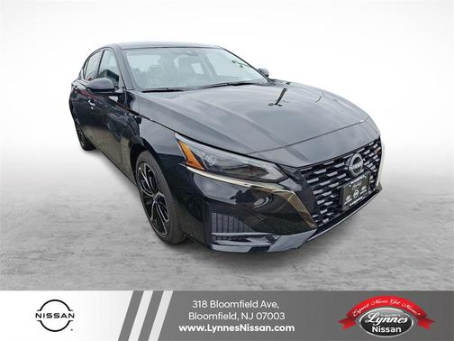 2025 Nissan Altima SR FWD