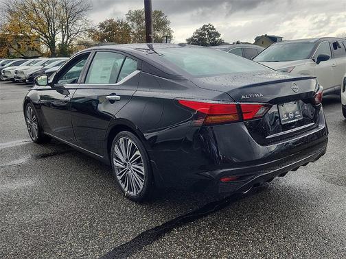 2025 Nissan Altima 2.5 SL