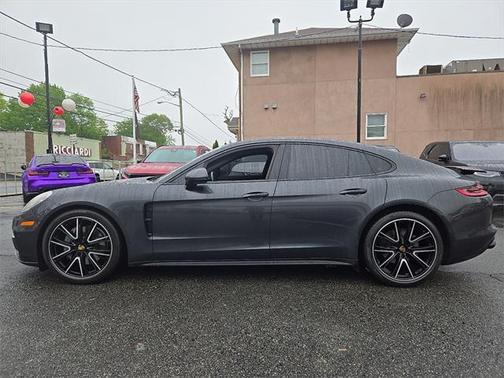 2018 Porsche Panamera 4S