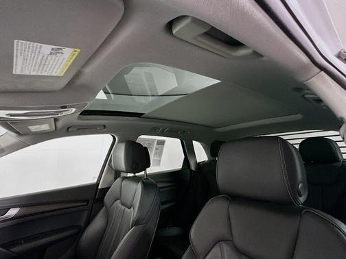 2024 Audi Q5 45 S line Premium Plus