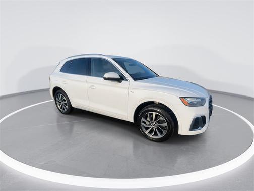 2024 Audi Q5 45 S line Premium Plus