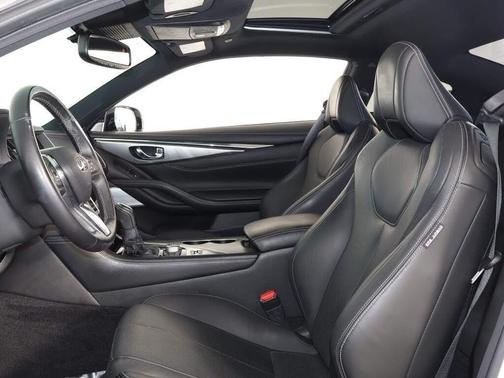 2019 INFINITI Q60 3.0T LUXE
