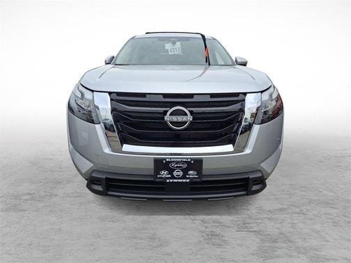 2025 Nissan Pathfinder SV 4WD
