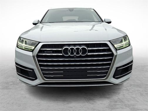 2019 Audi Q7 45 Premium Plus