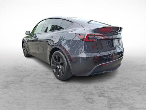 2025 Tesla Model Y Long Range Dual Motor All-Wheel Drive
