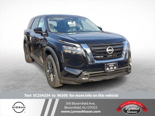 2025 Nissan Pathfinder S 4WD