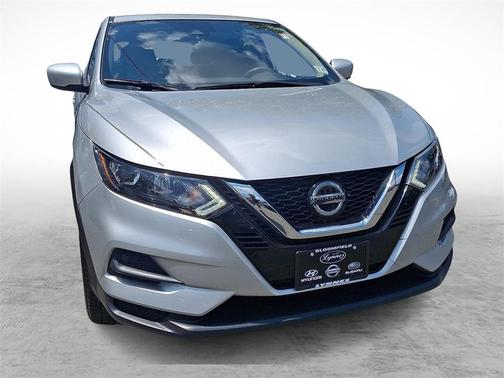 2022 Nissan Rogue Sport S