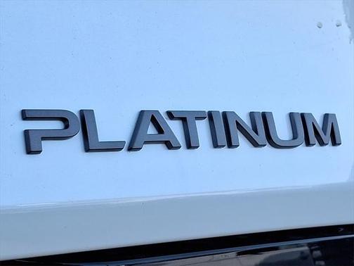 2025 Nissan Murano Platinum