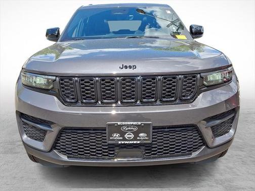 2025 Jeep Grand Cherokee Altitude