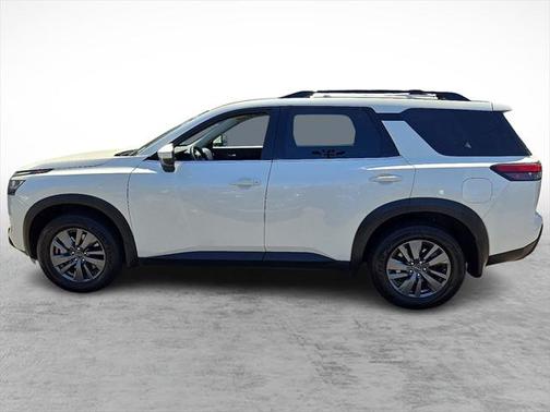 2022 Nissan Pathfinder SV 4WD