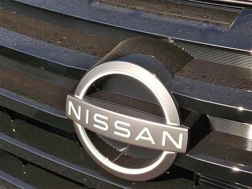 2025 Nissan Pathfinder S