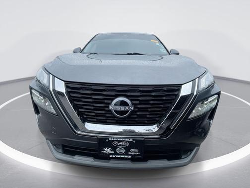 Gun Metallic 2022 Nissan Rogue SV