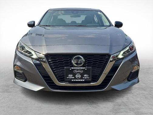 2022 Nissan Altima SR FWD
