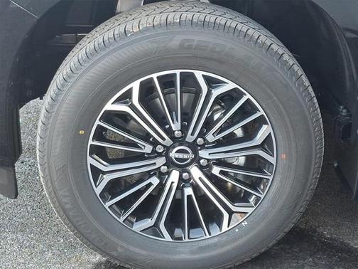 2025 Nissan Armada SL 4WD