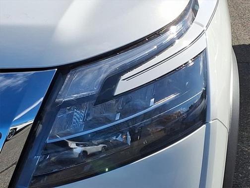 2025 Nissan Pathfinder S 4WD