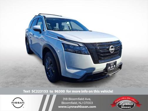 2025 Nissan Pathfinder SV 4WD