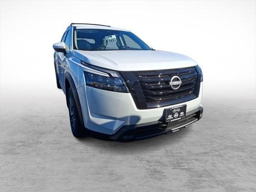 2025 Nissan Pathfinder SV 4WD