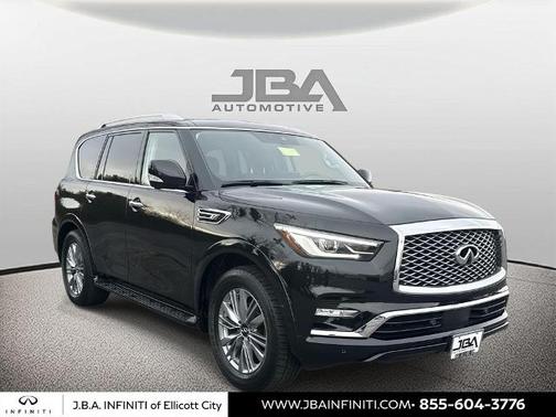 2023 INFINITI QX80 LUXE