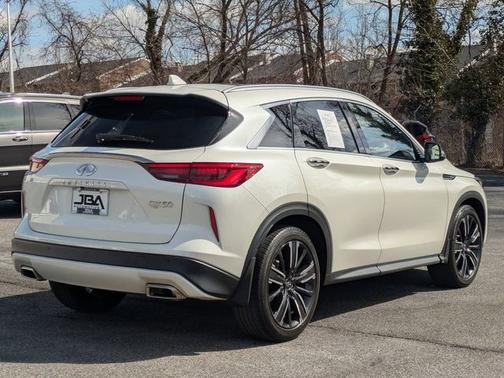 2021 INFINITI QX50 LUXE