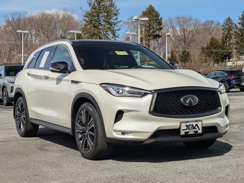2021 INFINITI QX50 LUXE
