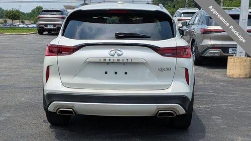 2022 INFINITI QX50 LUXE