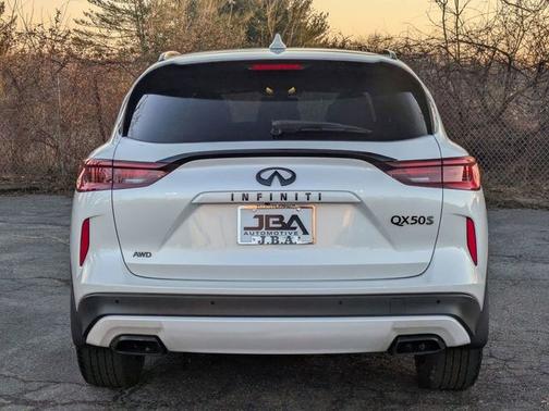 2024 INFINITI QX50 SPORT