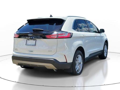 Star White 2024 Ford Edge SEL