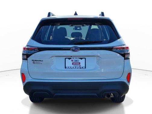 2025 Subaru Forester Base