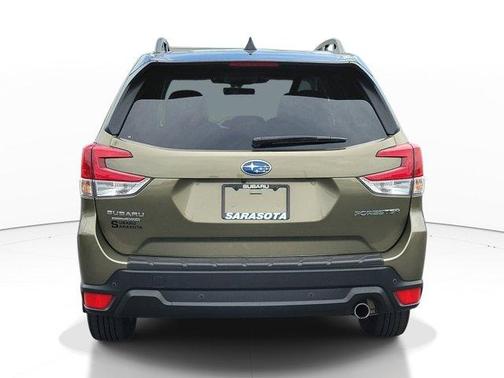 Autumn Green Metallic 2024 Subaru Forester Limited
