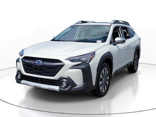 Crystal White Pearl 2024 Subaru Outback Touring