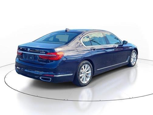 2018 BMW 740 i xDrive