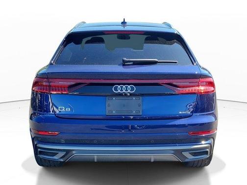 2023 Audi Q8 55 Premium Plus